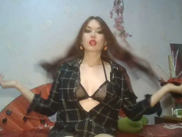 Alanaastra from BongaCams