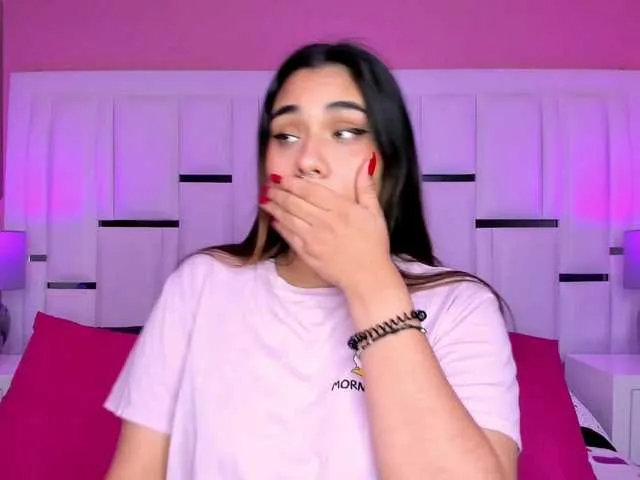 AlannaWest from BongaCams