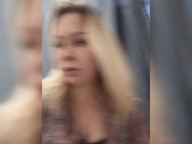 Anna1985 from BongaCams