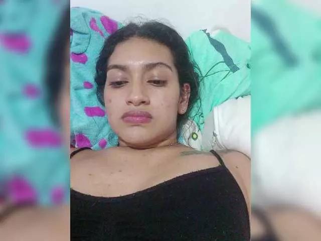 Annie-19 from BongaCams