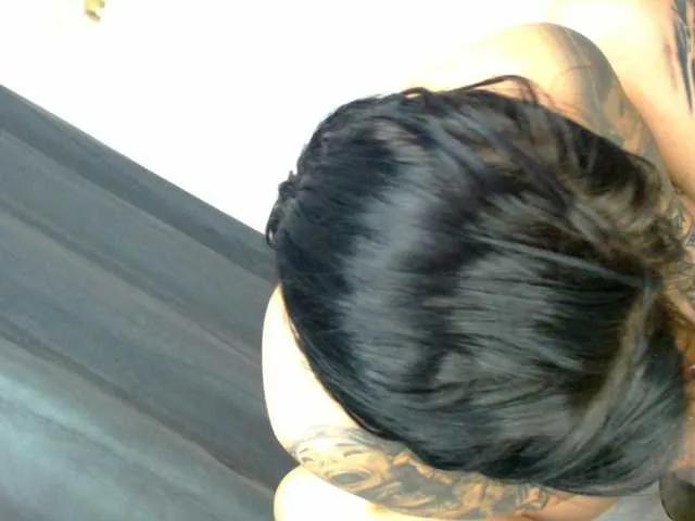 Arianatattoos from BongaCams