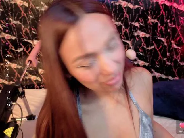 Arianne-ferrer from BongaCams