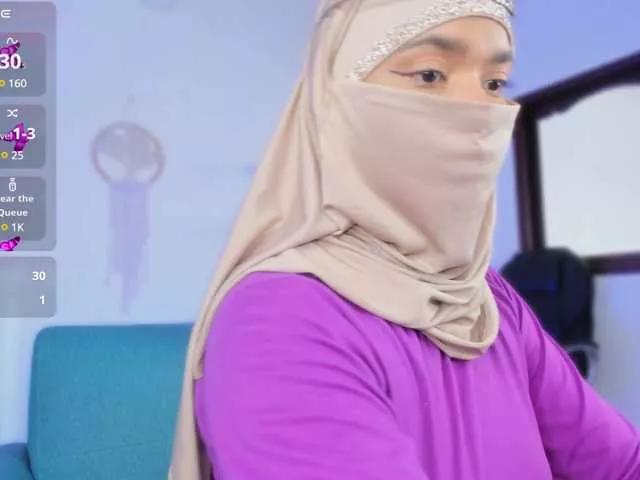 Aura-cuutee from BongaCams