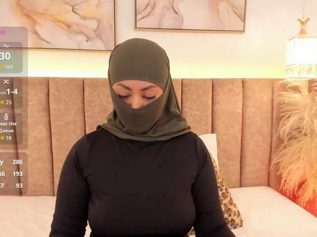 Azzaa0 from BongaCams