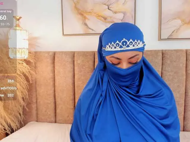 Azzaa0 from BongaCams