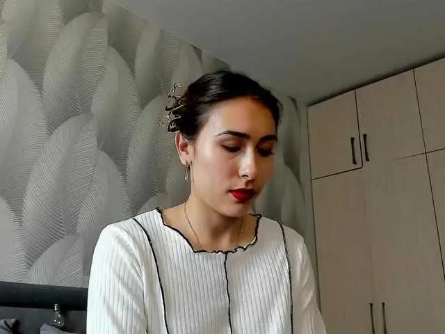 Bambiiiii from BongaCams