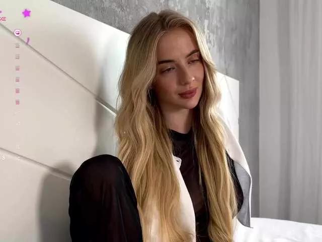 Barbiesize from BongaCams