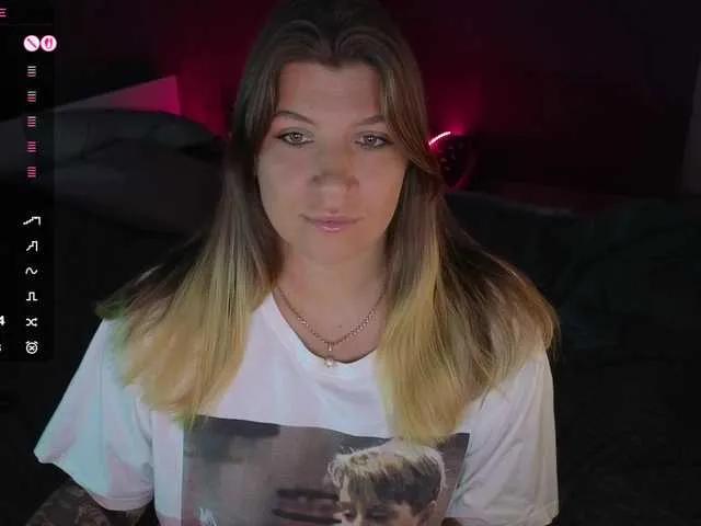 BloomBambi from BongaCams