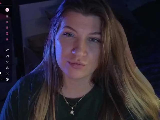 BloomBambi from BongaCams