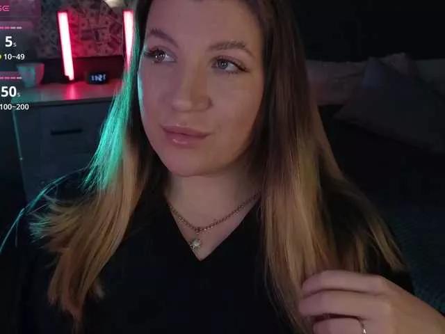 BloomBambi from BongaCams