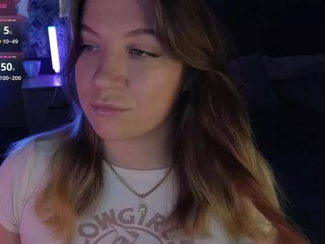 BloomBambi from BongaCams