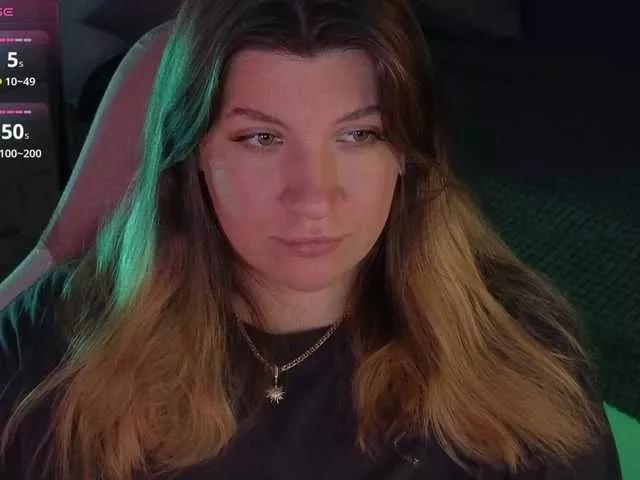 BloomBambi from BongaCams