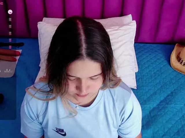 Collegepawglovedaddy from BongaCams