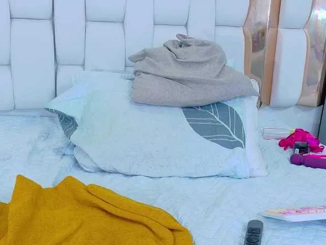 Colombiamommy from BongaCams