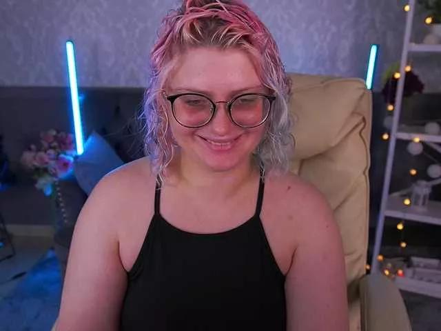 CoolTatis from BongaCams