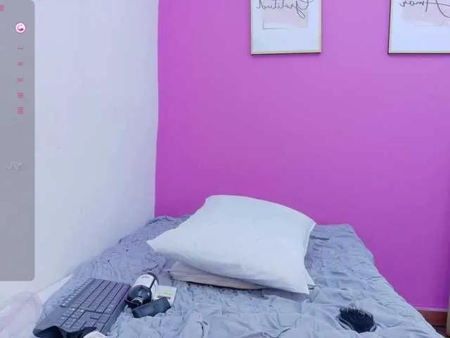 Daddyfavouritegirl from BongaCams