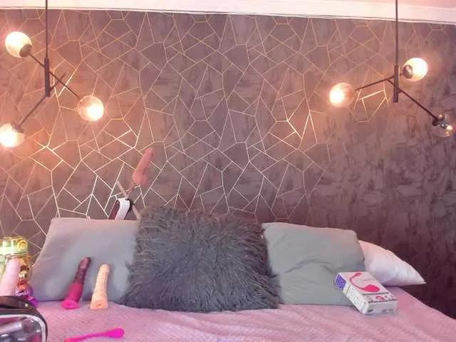 Danaylia from BongaCams