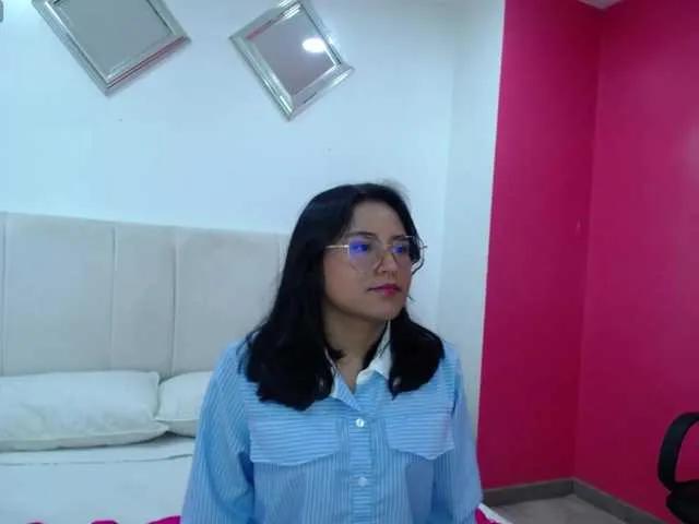 DollyWood- from BongaCams