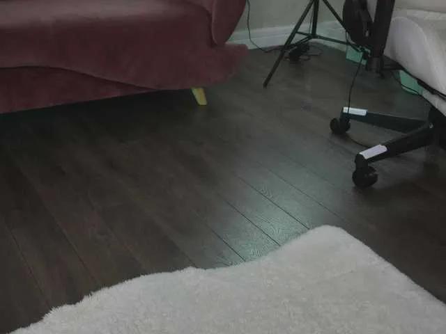 Ellacandy from BongaCams