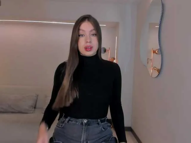 EllaClark from BongaCams