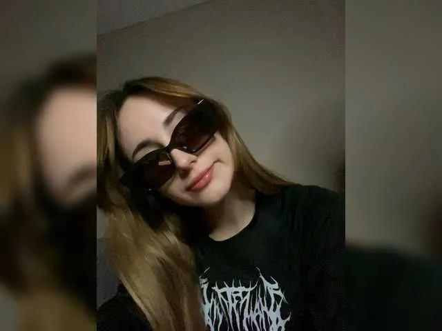 Eooursave from BongaCams