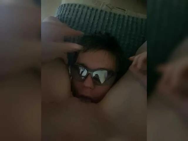 eooursave from BongaCams