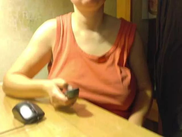 Esterjohns from BongaCams