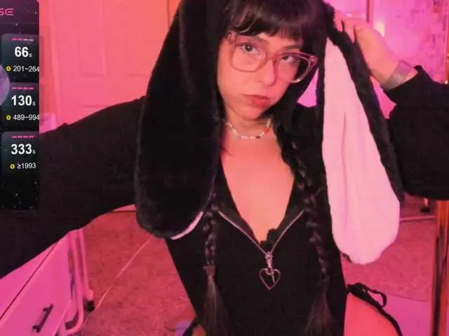 EveeLuna from BongaCams