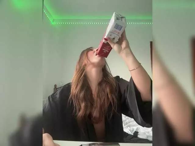 Evelonelfi from BongaCams