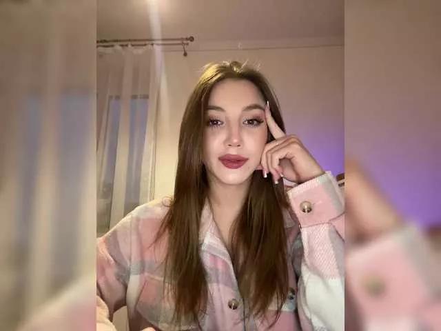 Evelonelfi from BongaCams