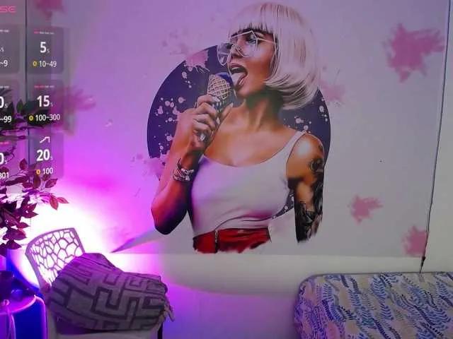 Evelyn-mature19 from BongaCams