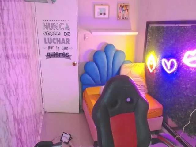 Evelyn-mature19 from BongaCams