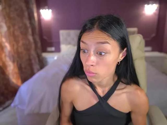 FataleNellie from BongaCams