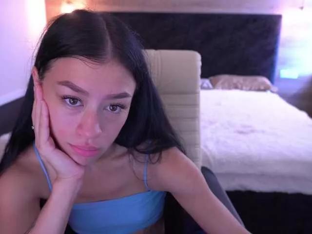 FataleNellie from BongaCams