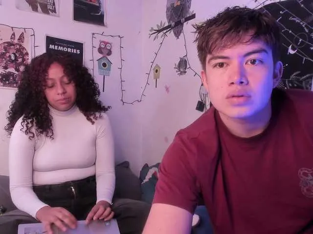 HotHoneyChile from BongaCams