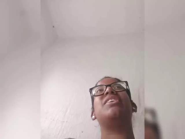 IndianBeaut from BongaCams