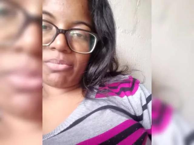 IndianBeaut from BongaCams