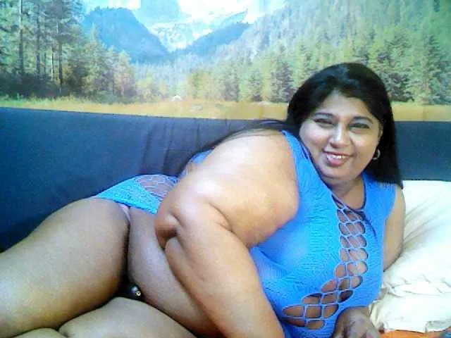 Indianhoney from BongaCams