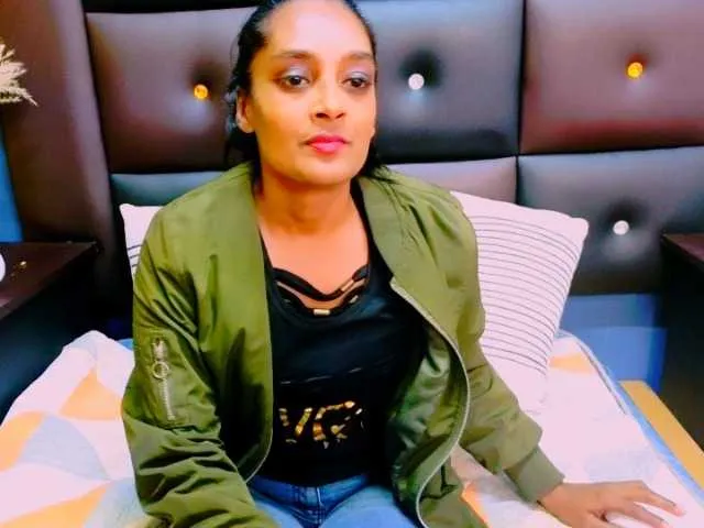 IndianSutraX from BongaCams