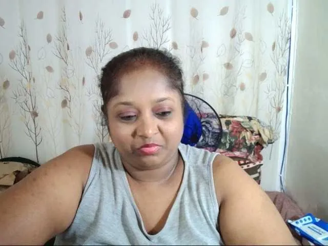 Indiantasha from BongaCams