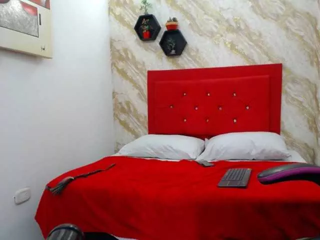 Issa-love from BongaCams