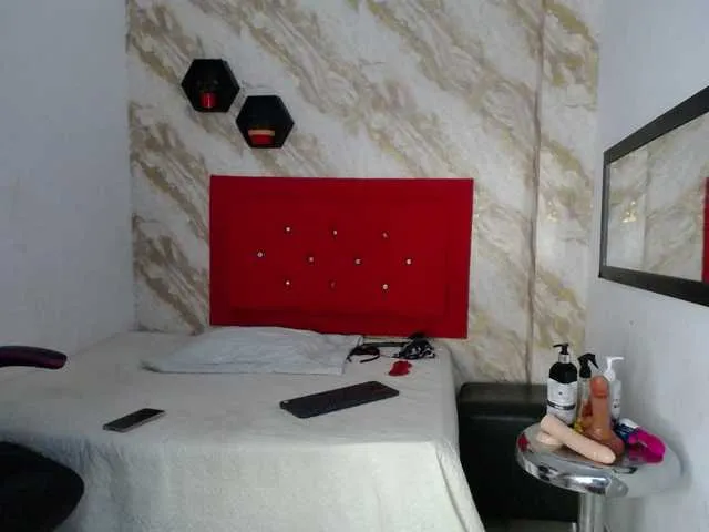 Issa-love from BongaCams