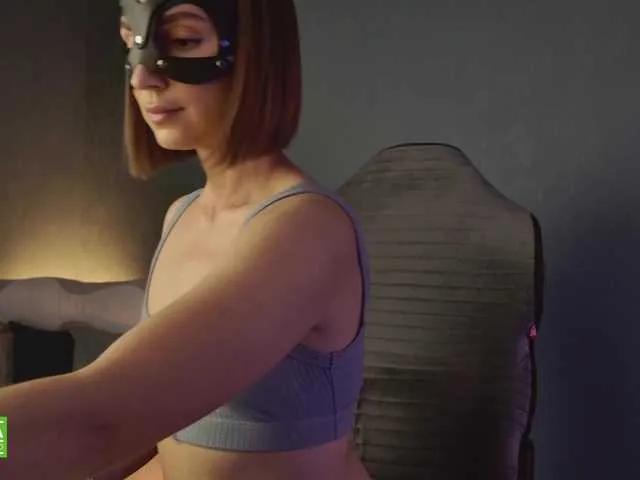 Jenniee from BongaCams