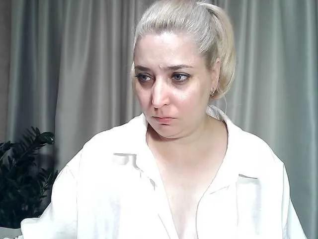 KickaIricka from BongaCams
