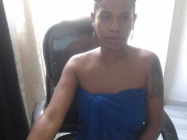 Kuky-curly from BongaCams