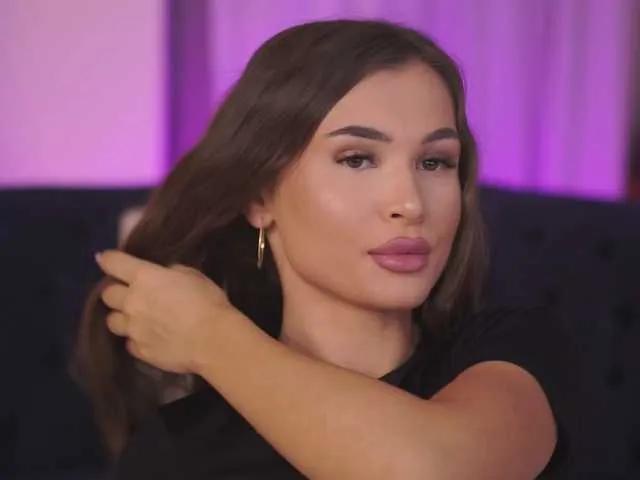 KyssaraPlay from BongaCams