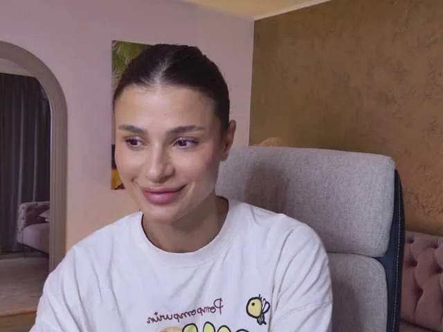 LennaGodess from BongaCams