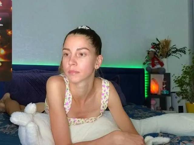 Lisi4ka-Basik from BongaCams