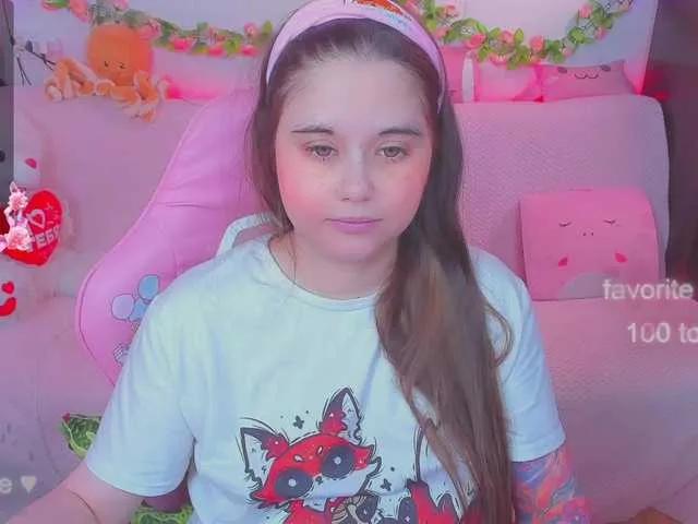 LittleKitsune from BongaCams