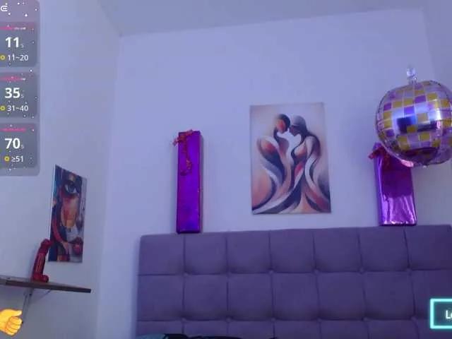Lola-wish from BongaCams